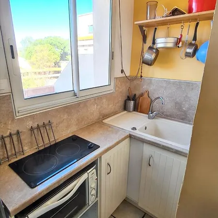 Avec Balcon A 20 M² Vue Sur Jardin Apartment