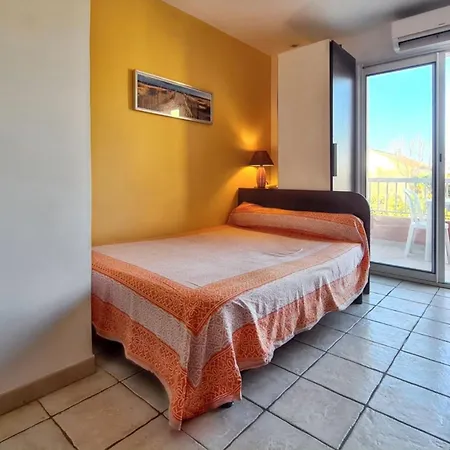 Avec Balcon A 20 M² Vue Sur Jardin Apartment Hyeres
